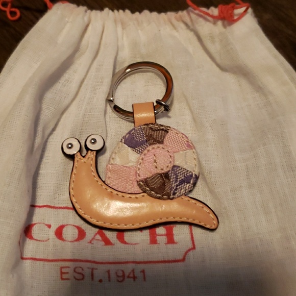 Rare Vintage Coach Multicolor Jacquard Patchwork  Snail Keyring - Picture 2 of 4